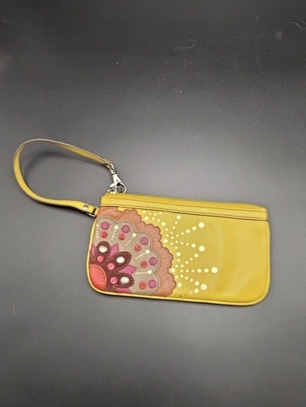 Fossil women leather wallet applique wristlet mustard yellow card slot zip close